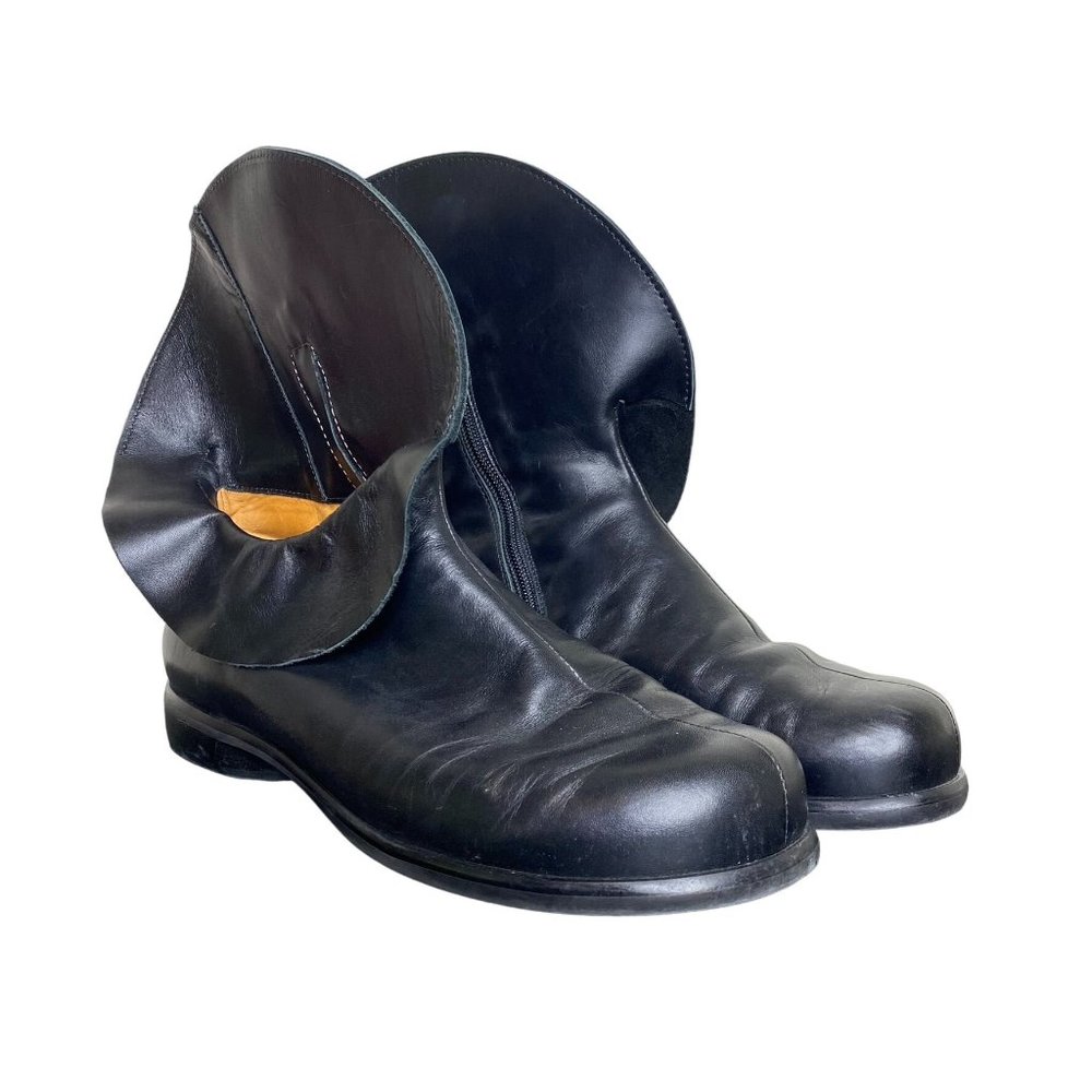 Women's Black Leather Ankle Booties - Sleek Zip Closure